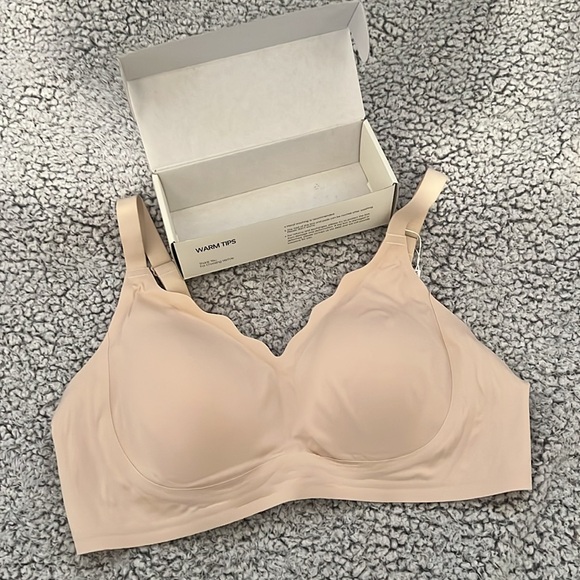 VertVie Other - VertVie Women's Seamless Bra  No Underwire‎ - NWT  XL